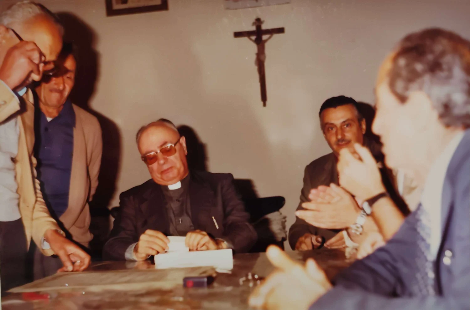 Riunione con il parroco